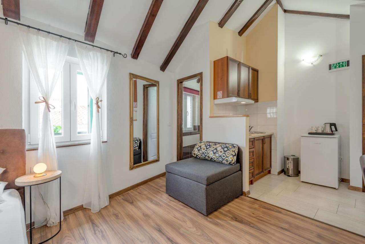 Guesthouse Imperator Сплит Экстерьер фото