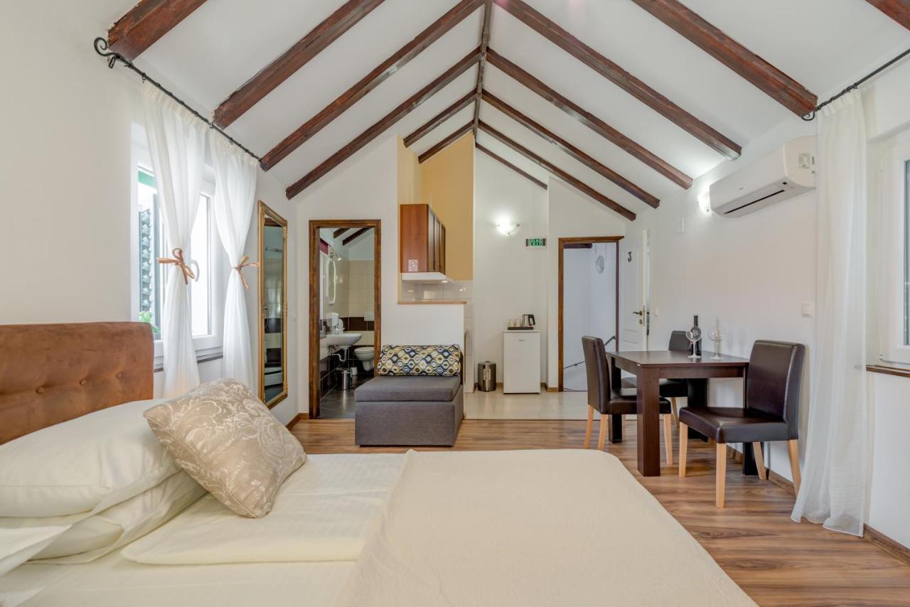 Guesthouse Imperator Сплит Экстерьер фото
