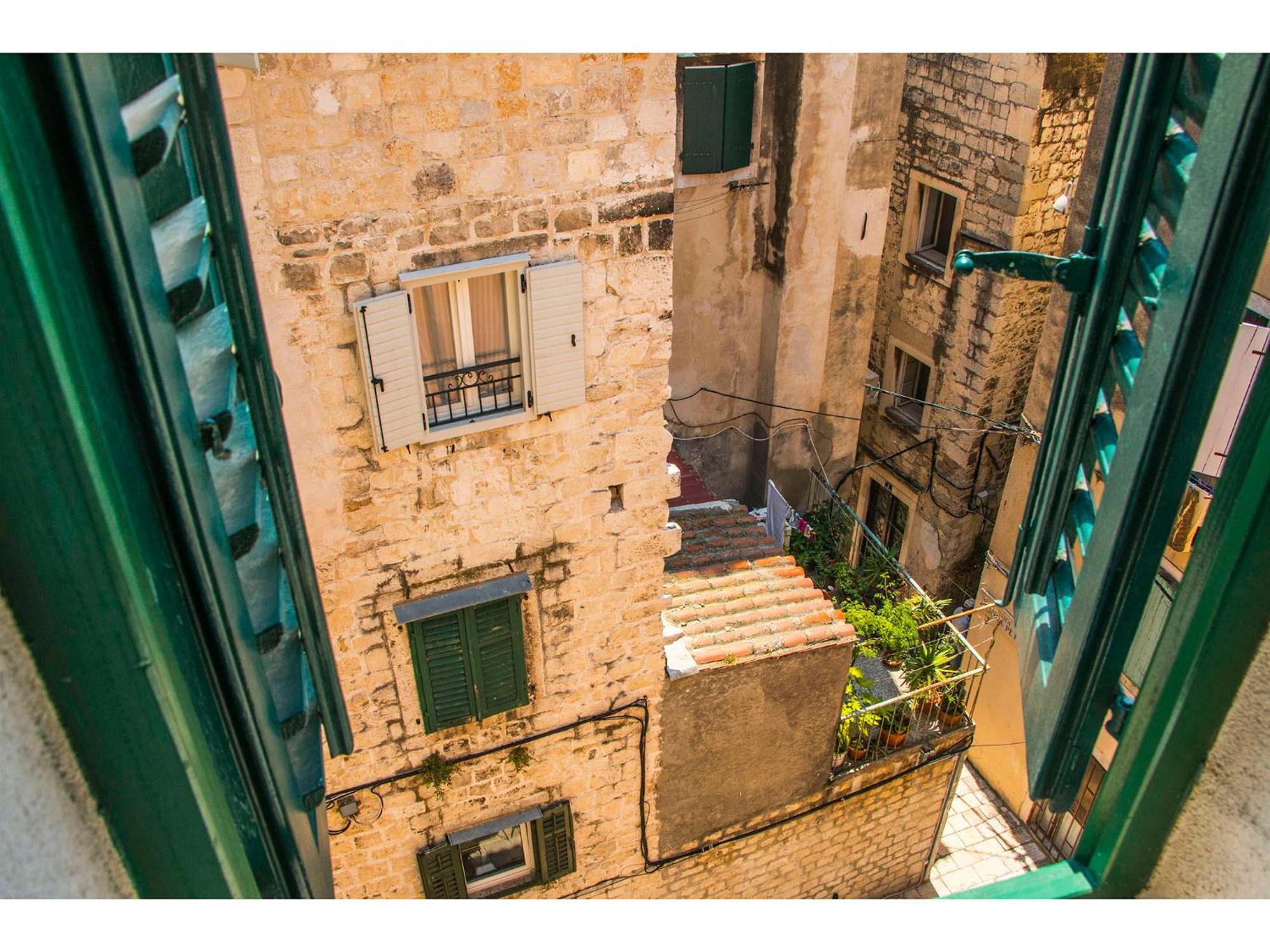 Guesthouse Imperator Сплит Экстерьер фото
