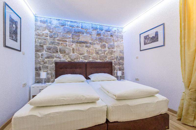 Guesthouse Imperator Сплит Экстерьер фото